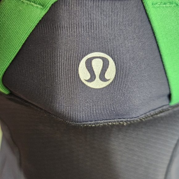 Lululemon Energy Tank - Picture 5 of 10